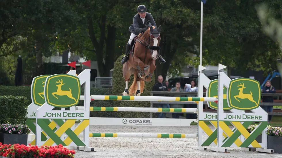 Cattebeke wint 1m45 Gold League GP tijdens Groentenjumping.