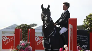 Thibeau Spits won de vijfsterren Grote Prijs van Fontainbleau