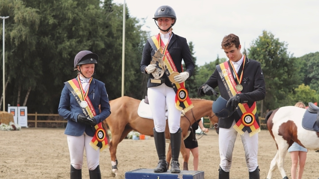 Podium Young Riders