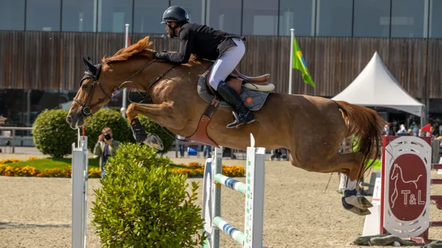 Nora de Mariposa bevestigt topvorm met dubbele triomf aan de Côte d’Azur