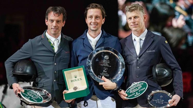 Podium du Grand Prix Rolex au CHI de Genève, de gauche à droite: Harrie Smolders, Martin Fuchs et Max Kühner