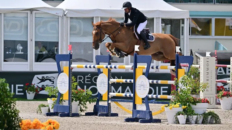 Romain Duguet et Bel Canto de Boguin ont remporté leur seizième victoire internationale aujourd'hui au CSI 4* de Cabourg Classic.