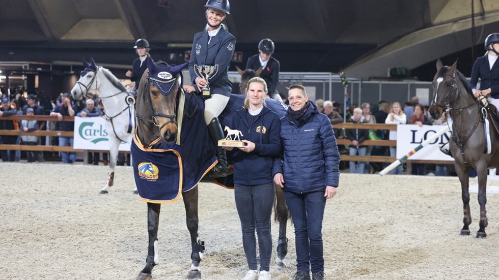 Niki Geenens wint nu ook de finale van de Cavalor Cup