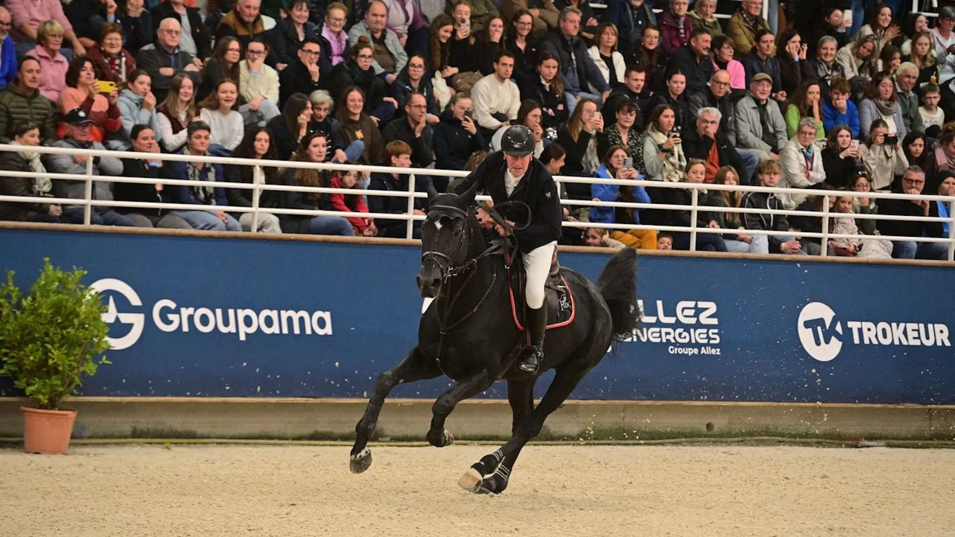 Roger-Yves Bost s’offre le Grand Prix 4* de Saint-Lô pour ses soixante ans!