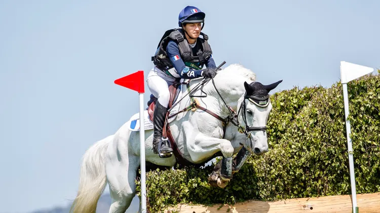 Héloïse Le Guern et Canakine du Sudre Z lors du cross du CCIO 4*-S de Chatsworth, étape de la Coupe des nations FEI de concours complet, en 2023.