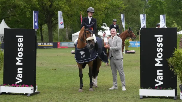 Kantella Van ’T Merelsnest Z sprong naar de overwinning
