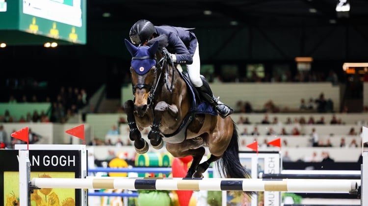 Simon Delestre et Cayman Jolly Jumper ont remporté leur premier Grand Prix 5* à Bois-le-Duc.