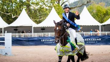 Le sourire de Kent Farrington lors du tour de son tour d'honneur avec Austria 2.