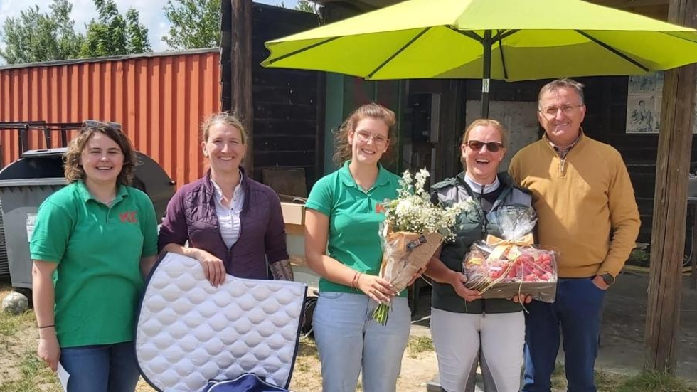 Prijsuitreiking dressuur competitie