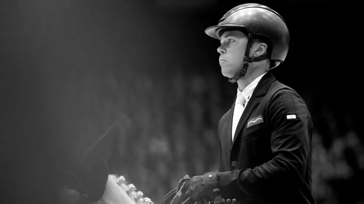 En 2025, l’Américain Kent Farrington a littéralement écrasé la concurrence mondiale, ayant remporté pas moins de neuf Grands Prix de label 5*, trois de label 4* et quatre de label 3* !