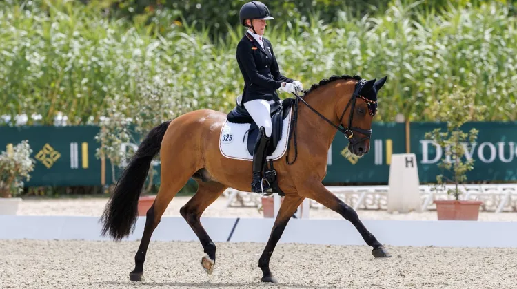 Comme l'année dernière, l'Allemagne a été sacrée championne d'Europe Poneys au Mans, notamment grâce à Lilly Kasselmann et Nasdaq FH, ici en photo.