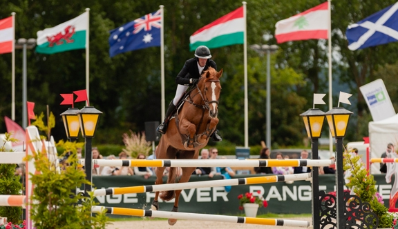 Kevin Staut et Vida Loca ont tué le match dès le début du Prix des Haras Normands.