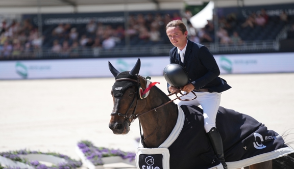 Bertram Allen a retrouvé Pacino Amiro très en forme après un an écarté des 5*. 