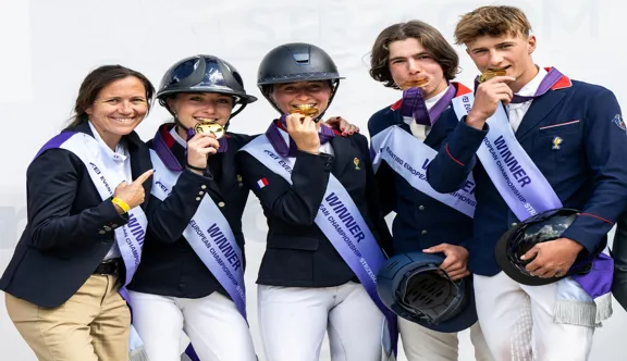 La France a rapporté quatre médailles des championnats d'Europe Jeunes de complet.