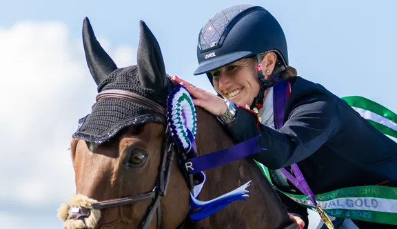 Si les Britanniques ont sombré par équipes à Blenheim, Laura Collett a enfin décroché son premier grand titre individuel