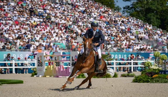 Les Jeux olympiques de Paris, qui se sont soldés par une terrible chute en finale individuelle, restent une blessure douloureuse pour le Suédois, ici aux rênes du génial King Edward.