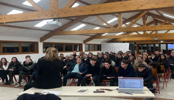 Une sensibilisation au cyberharcèlement a eu lieu à Lamotte-Beuvron