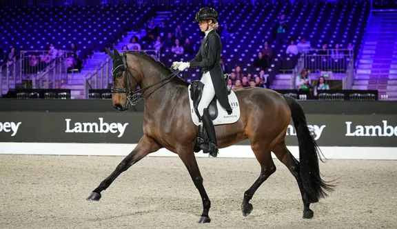Simone Pearce et Will Marq ont été les meilleurs dans le Grand Prix du CDI 4* de Bordeaux