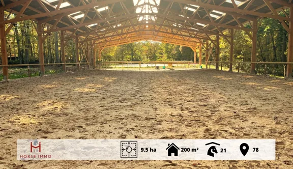 À seulement 64 km de Paris, ce domaine équestre clé en main de 9,5 hectares allie calme absolu, cadre verdoyant et installations complètes, idéal pour un projet professionnel ou passionné.