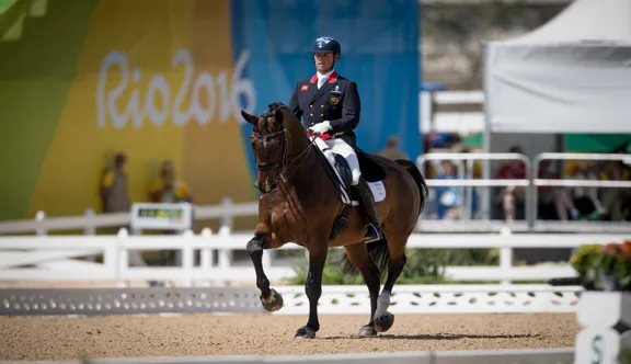 Carl Hester lors des Jeux olympiques de 2016 à Rio, au Brésil.