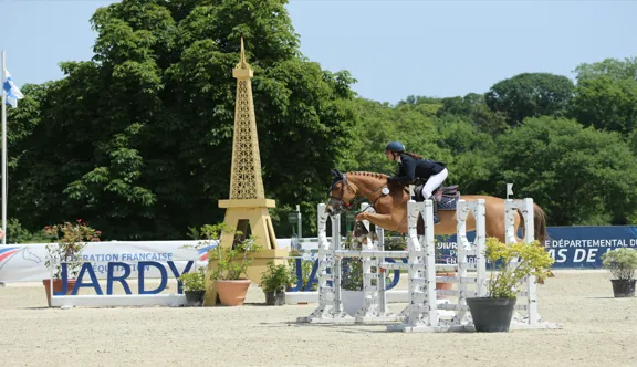 Centre équestre de référence, le Haras de Jardy forme chaque année les professionnels de demain.