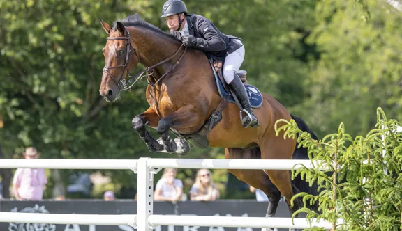 William Whitaker et Flamboyant III au Derby d'Hickstead