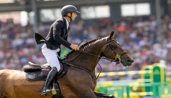 l’Allemand Richard Vogel et son extraordinaire United Touch S, vainqueurs du dernier Grand Prix 5* d’Aix-la-Chapelle, et désormais prétendants au Grand Chelem Rolex, seront les grands favoris pour le titre mondial cet été.