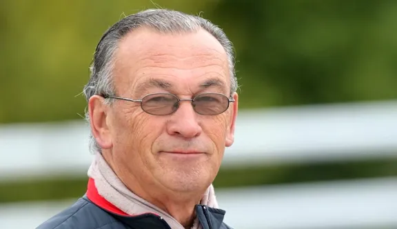 Alain Francqueville est le président de l'Association française des entraîneurs de dressage