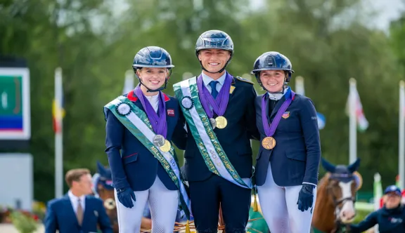 Cette première édition du championnat du monde des moins de vingt-cinq ans est un franc succès.