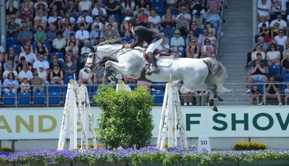 Scott Brash et Hello Mango, déjà victorieux du Grand Prix 5* à Doha cette saison, tenteront de confirmer leur belle progression sur la piste d’Aix-la-Chapelle.