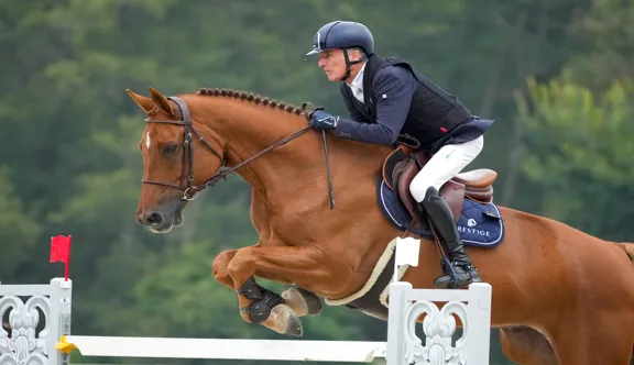 Ancien pilier de l’équipe de France, Michel Robert a opéré un virage important dans son hygiène de vie et son approche du cheval il y a de nombreuses années.