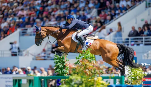 Olivier Robert et Iglesias DV lors de la Coupe des nations de La Baule, en 2024. 
