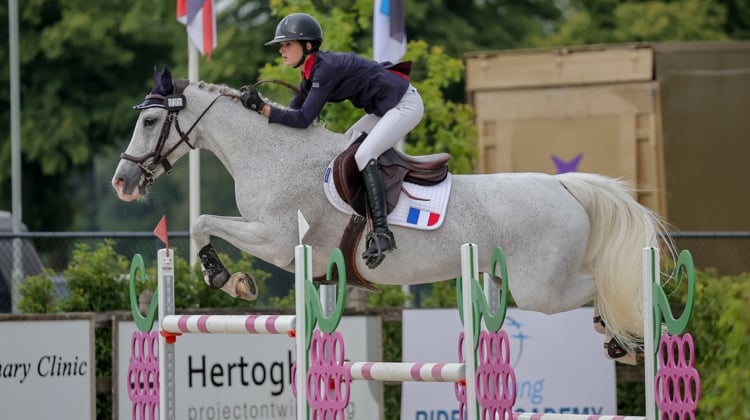 Capucine Prudhomme et Cayenne BF Z à la finale des championnats d'Europe à Kronenberg