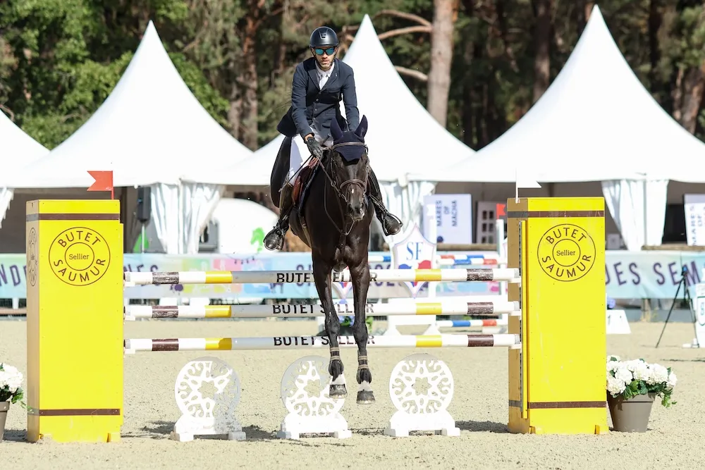 Ladamnoir de Vincy s’est imposée dans le championnat dédié aux juments à l'issue d'un double sans faute sous la selle de Vincent Hervagault