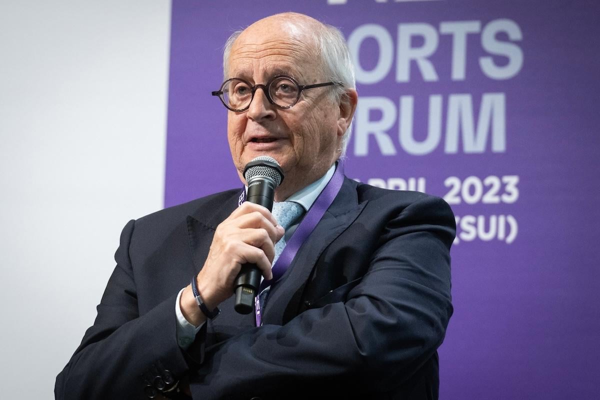 Theo Ploegmakers, président de Fédération équestre européenne au forum des sports en 2023