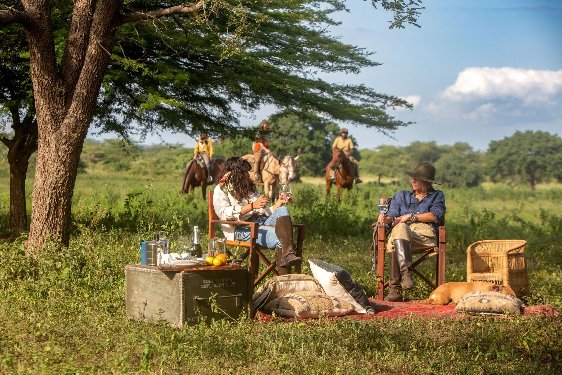 En Tanzanie, Eluxtravel mise sur des expériences équestres où les heures passées à cheval s’accompagnent de prestations haut de gamme.