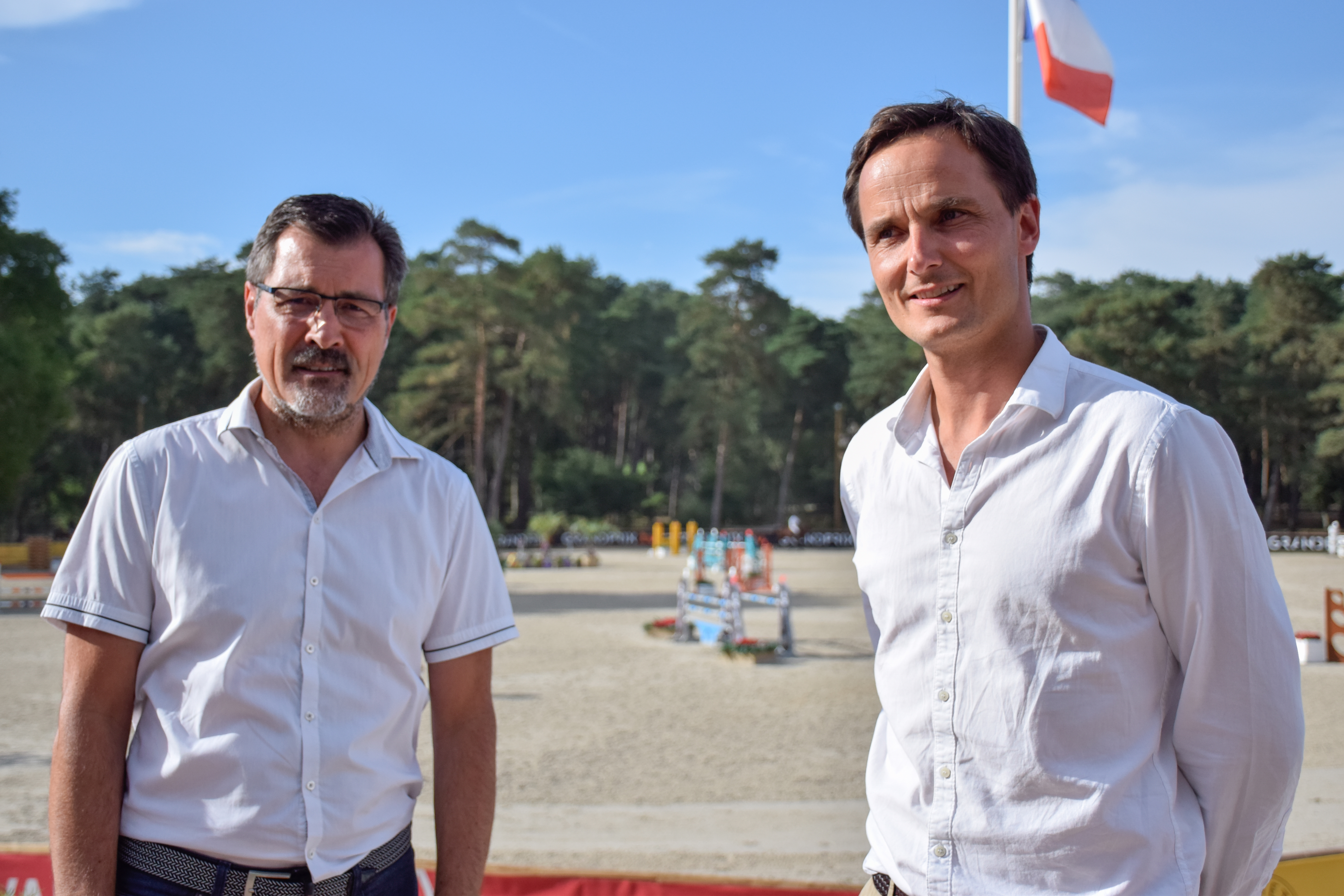 Pascal Gouhoury, Président de la Communauté d'Agglomération du Pays de Fontainebleau (à gauche) et Vincent Goehrs, Président du Fontainebleau Classic Summer Tour (à droite)