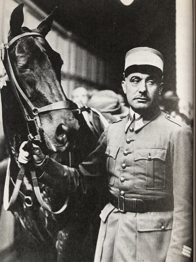 Xavier Bizard et Honduras en 1937.