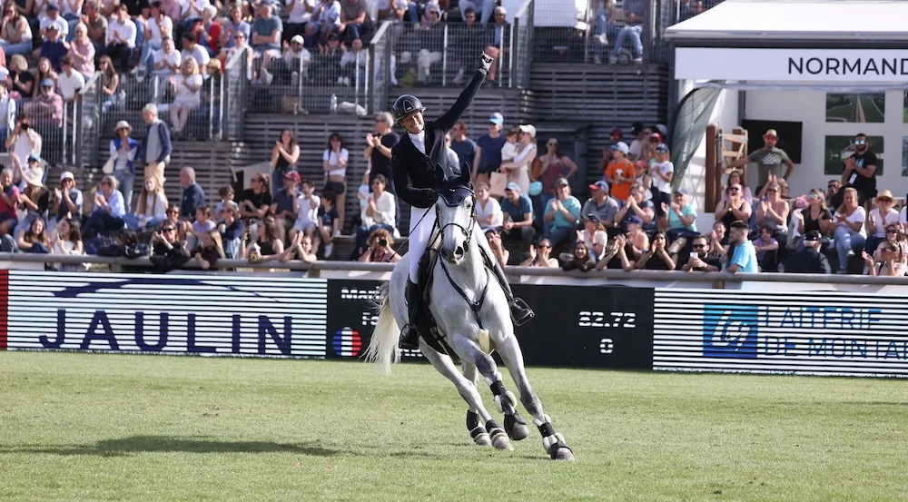 Marie Demonte et Forban de Béliard, troisièmes du Grand Prix.
