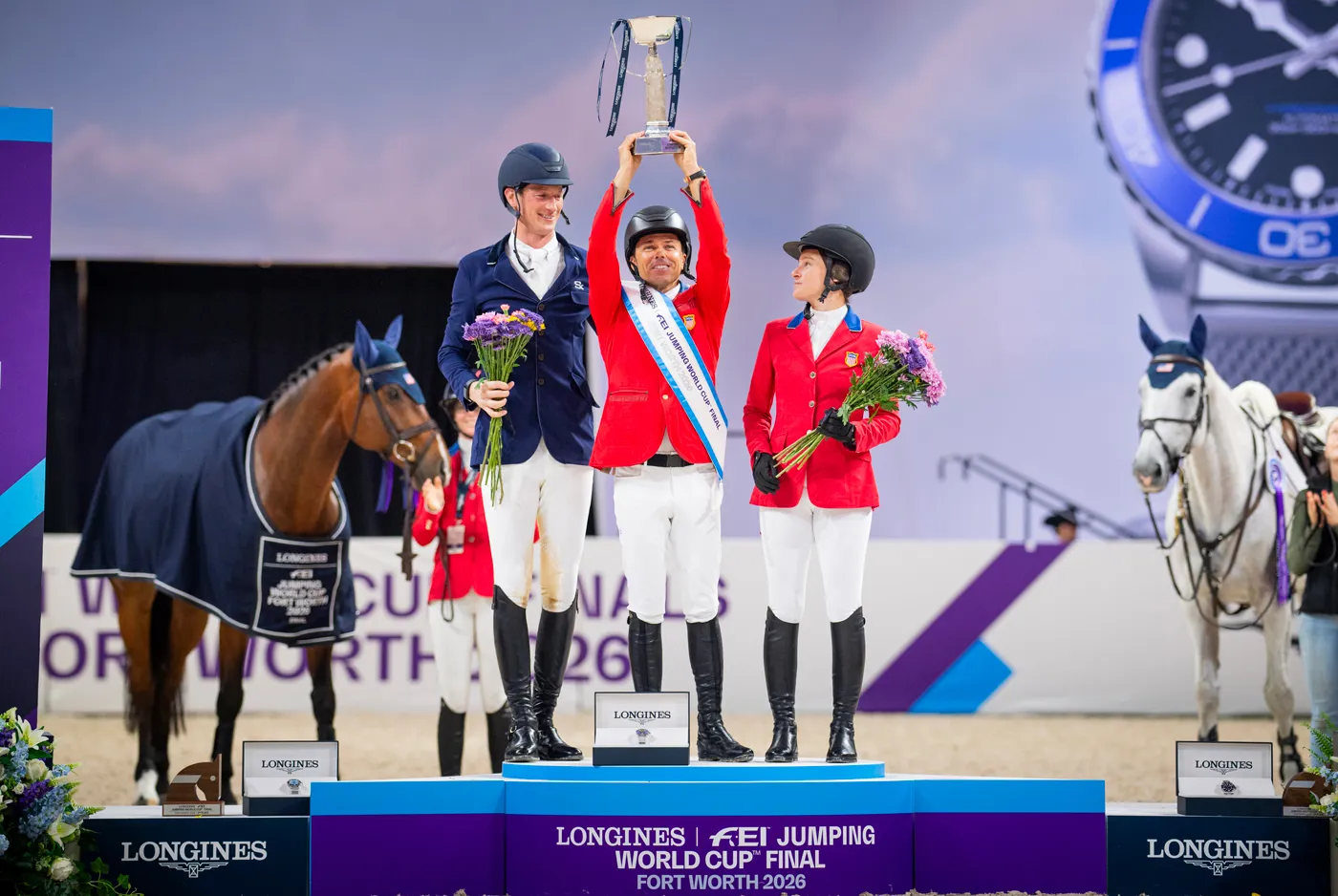 Si la victoire de Kent Farrington était attendue, la présence sur le podium de Daniel Deusser et surtout de Katherine Dinan l’était un peu moins.