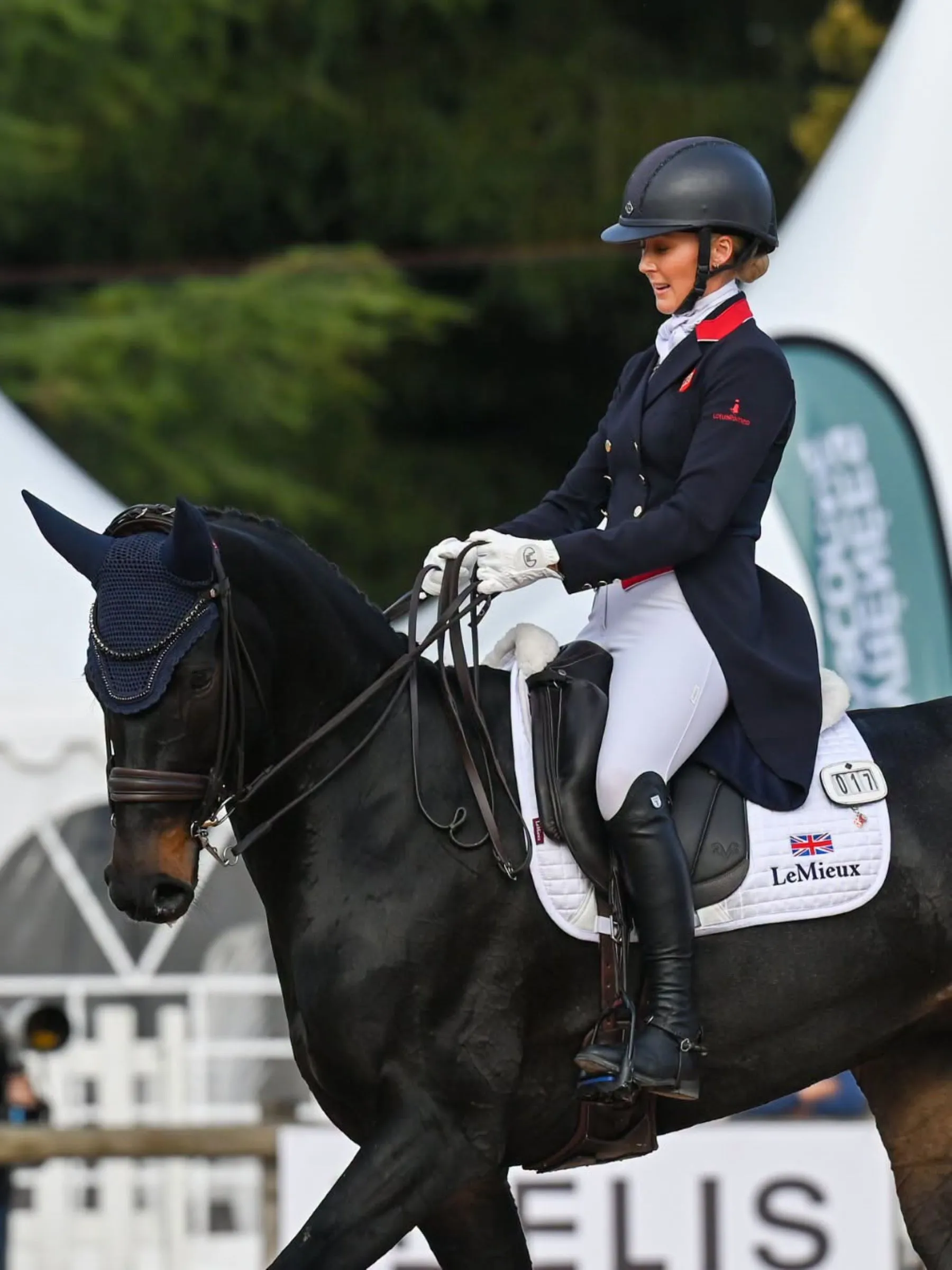 Yasmin Ingham et Gypsie du Loir lors de la première partie de l'épreuve de dressage au CCI 5*-L Pau.