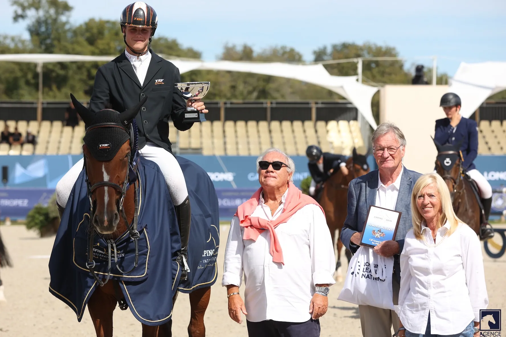 Propriété de la famille Épaillard, Dante d'Auge a été confié à Dan Eschmann