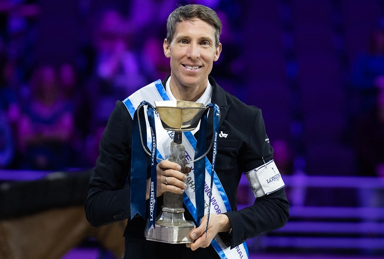 Henrik von Eckermann est le premier Suédois à remporter la finale de la Coupe du monde de jumping.