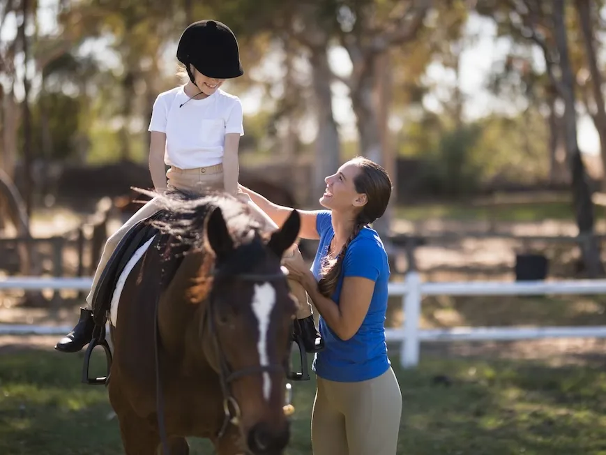 Aujourd’hui, les jeunes ne s’en tiennent pas à un seul métier ou à un plan de carrière établi, et n’hésitent pas à changer de travail au cours de leur vie.