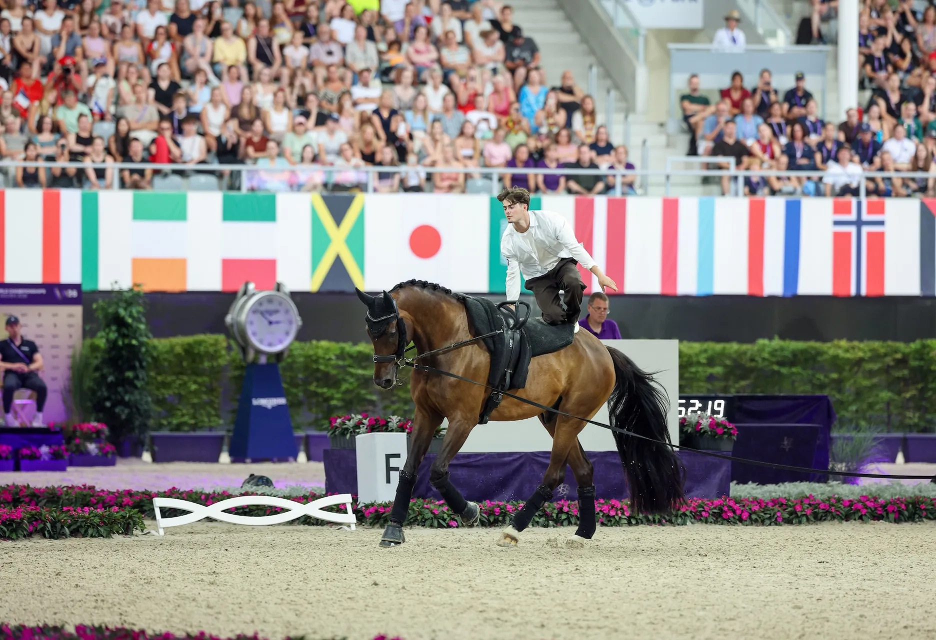 Déjà double champion d’Europe en individuel avec des chorégraphies de Romain Bernard, Quentin Jabet a décroché le titre mondial qui lui manquait dans cette catégorie à Aix-la-Chapelle.