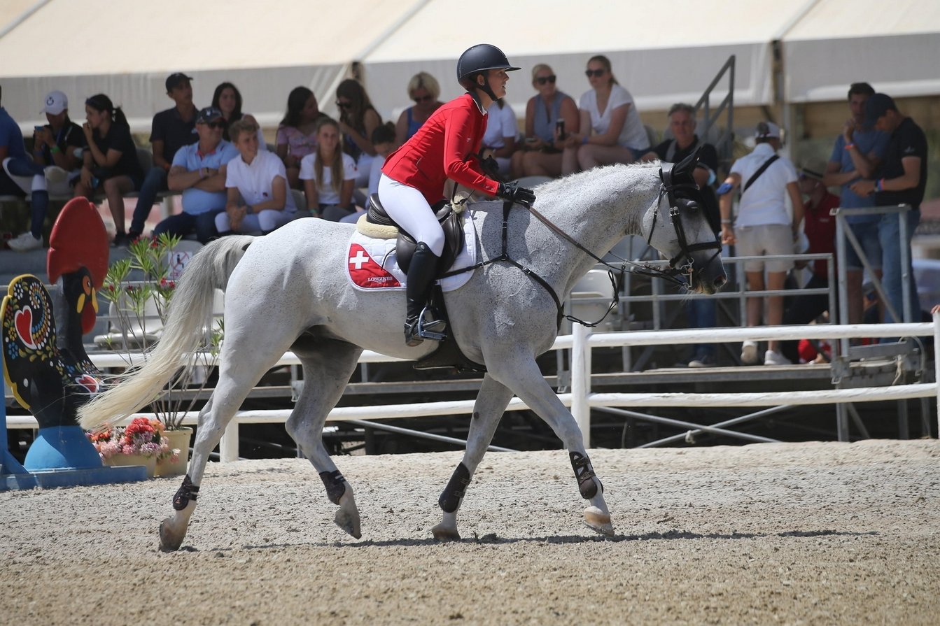 Ici aux Européens Juniors de 2021, à Vilamoura, Géraldine Straumann a gravi les échelons des épreuves Enfants aux compétitions Seniors en sept ans.