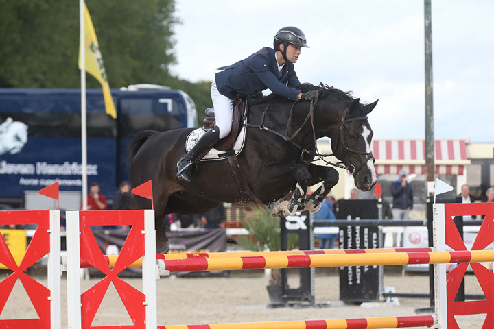 Comdero I van Beek Z 