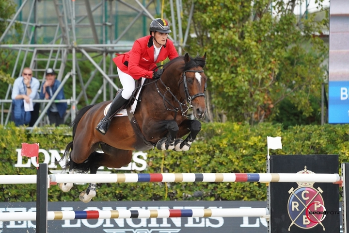 Extra quitte les écuries Philippaerts