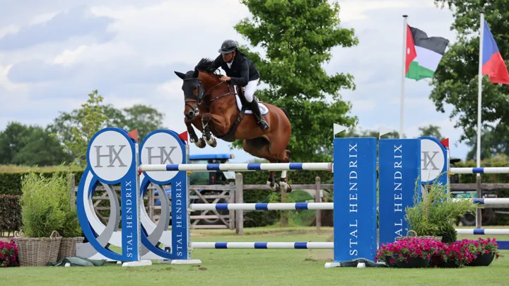 Mariano Martinez Bastida naar winst met Escalante Van ’t Beaukeshof Z