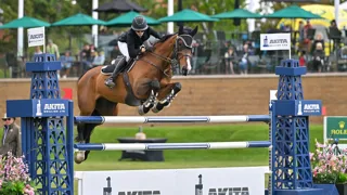 Katie Laurie a gagné son premier Grand Prix 5* avec Django II